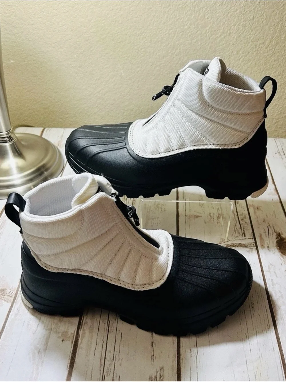 Sperry Women’s Rain Boots Black/White Winter Lightweight New